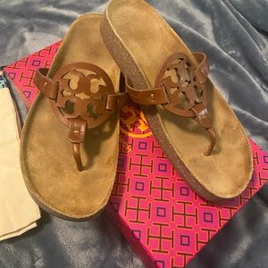 Purchased last summer and wore one time. Not my style